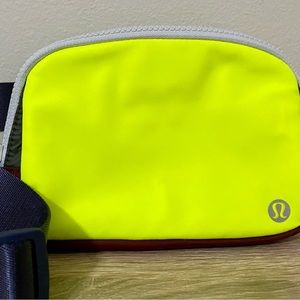 Lululemon Everywhere Belt Bag!